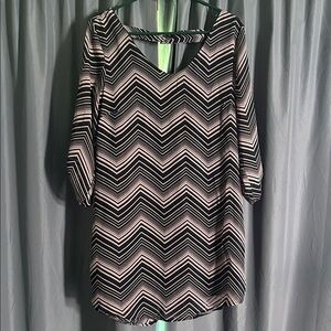 Lily Rose Black and Pink Chevron Long Sleeve Dress